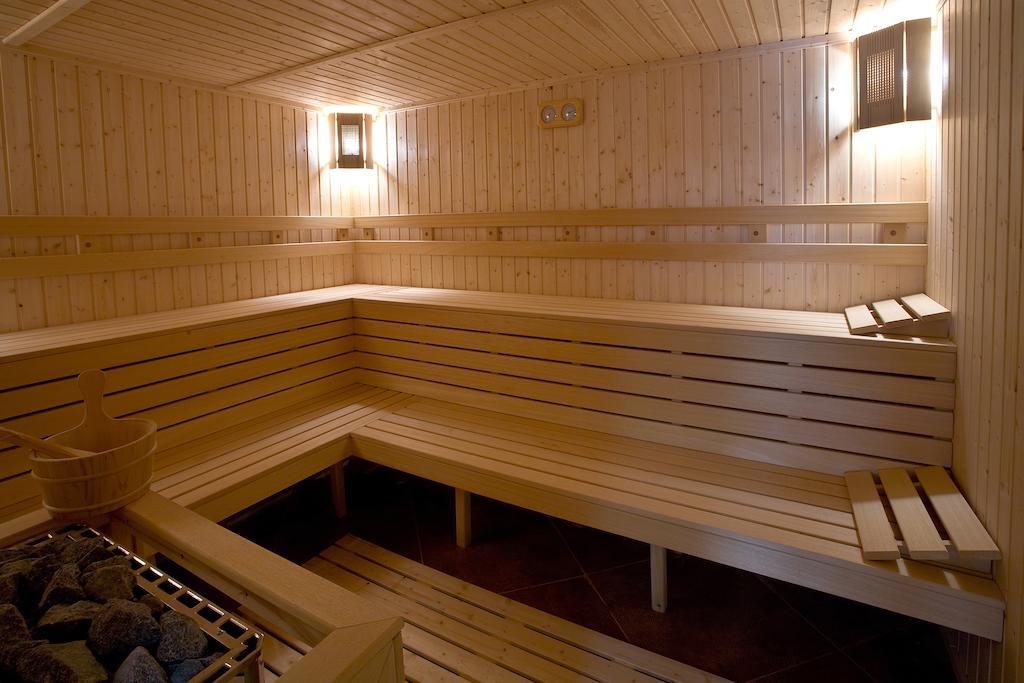 Hotel Chinar Hisarya Dış mekan fotoğraf