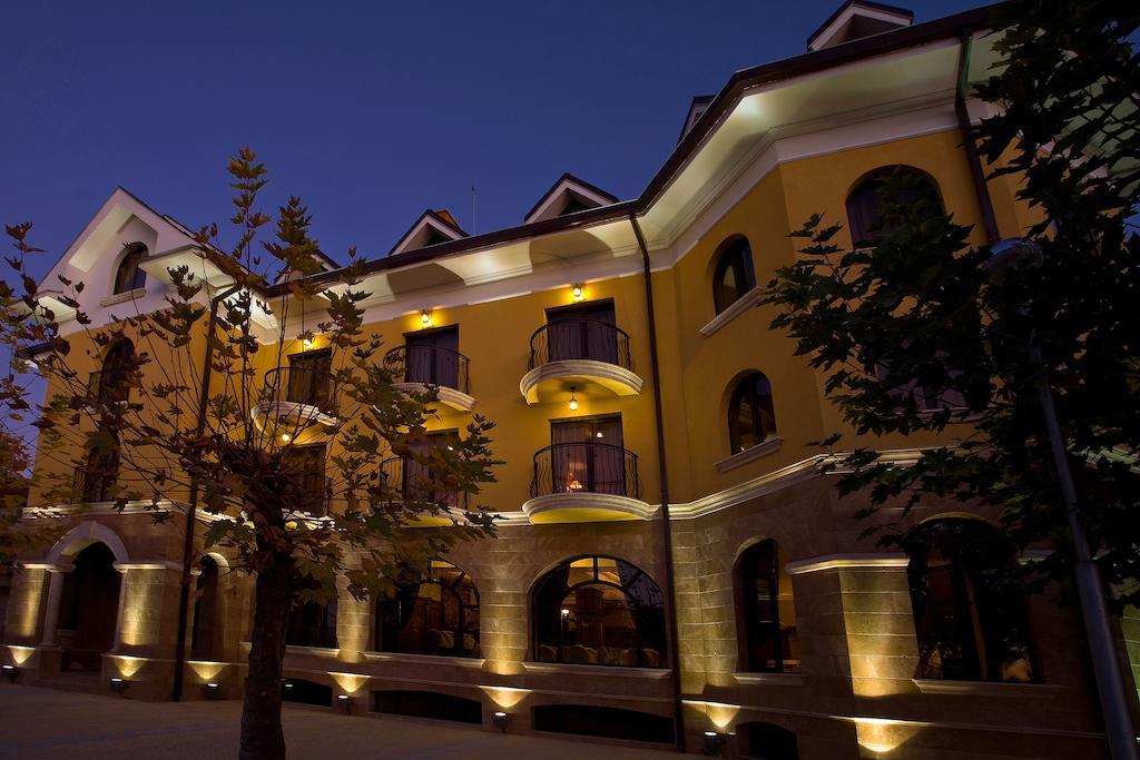 Hotel Chinar Hisarya Dış mekan fotoğraf
