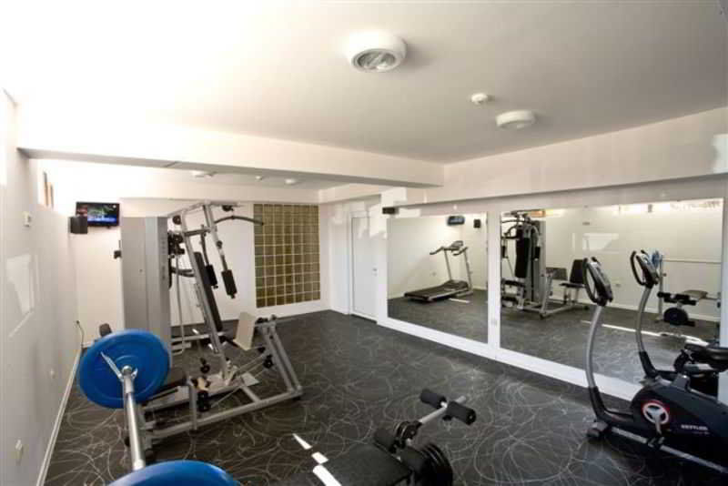 Hotel Chinar Hisarya Dış mekan fotoğraf