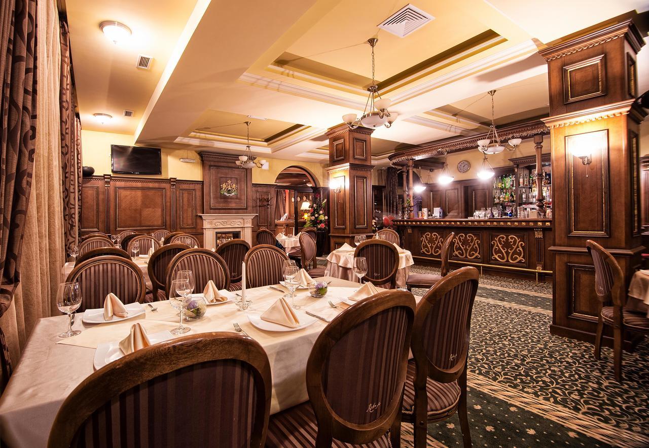 Hotel Chinar Hisarya Dış mekan fotoğraf