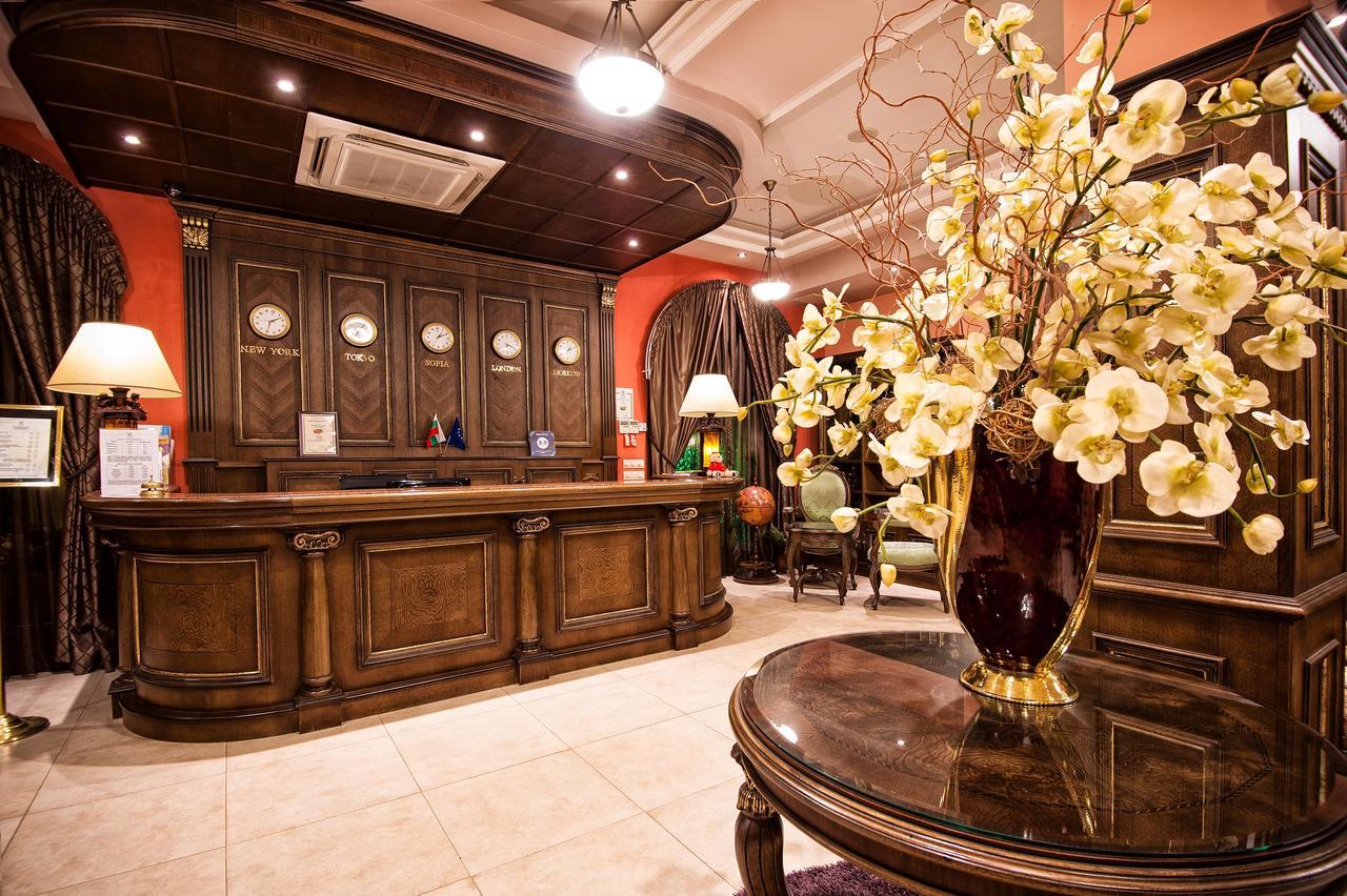 Hotel Chinar Hisarya Dış mekan fotoğraf