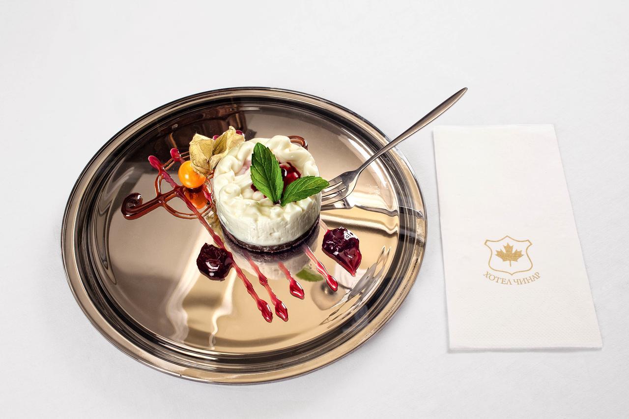 Hotel Chinar Hisarya Dış mekan fotoğraf