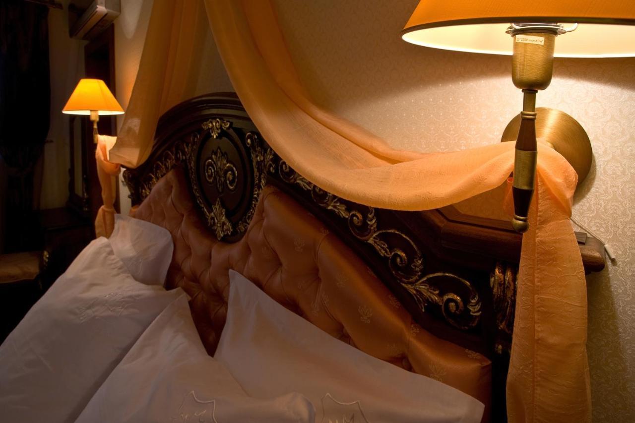 Hotel Chinar Hisarya Dış mekan fotoğraf